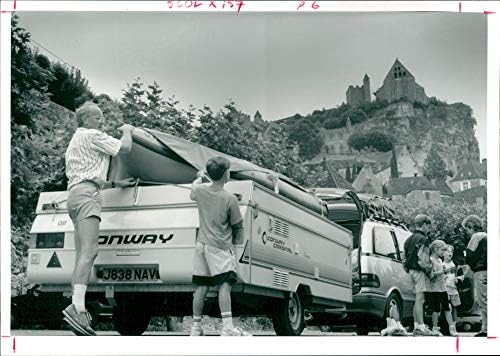Fransa Dordorgne Periquex'in vintage fotoğrafı: Beynac'taki karavanlarıyla Cambridge'in derileri.